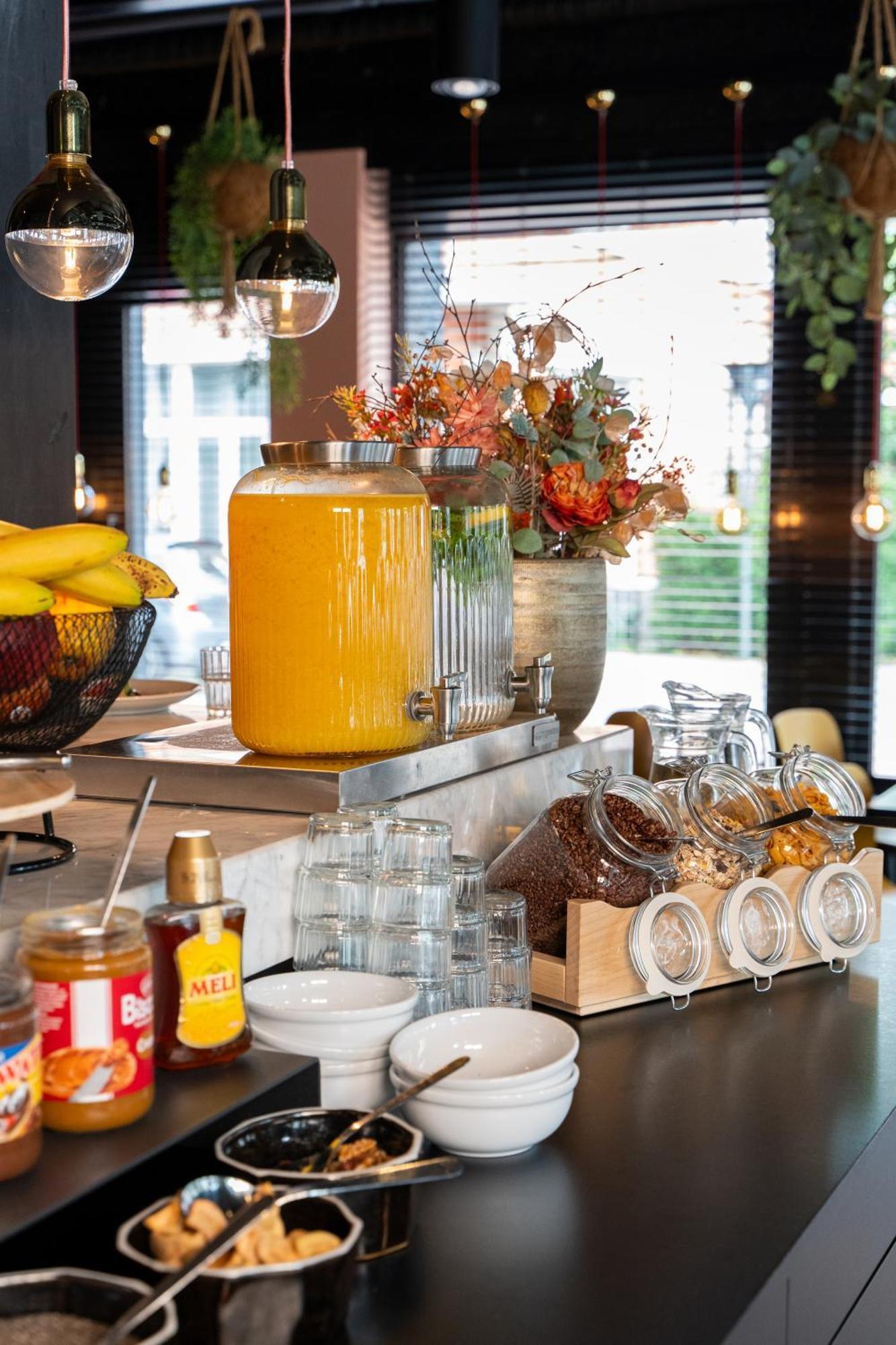Ibis Styles Hasselt City Centre Extérieur photo